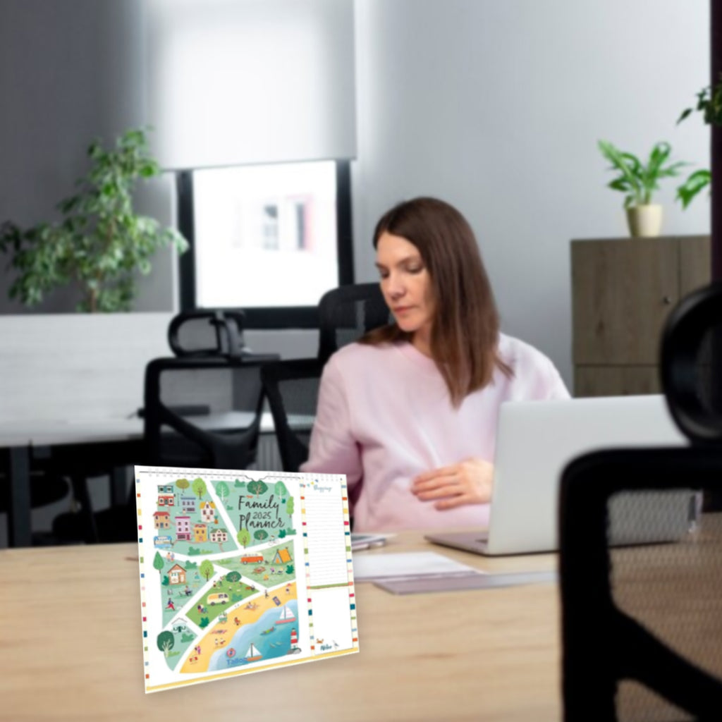 2025 Family Planner - Town Pattern