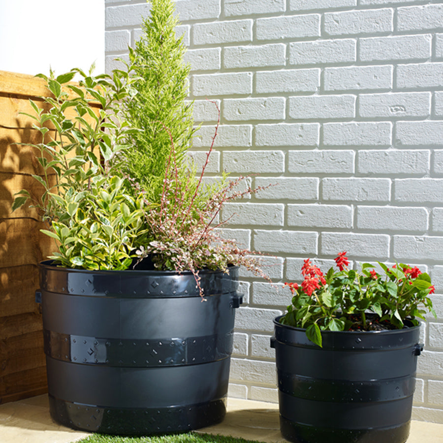 blacksmith tub planter