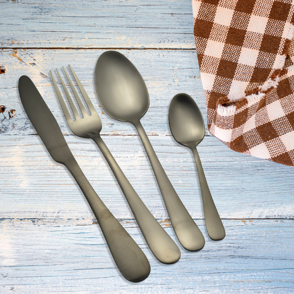 24 Pieces of Cutlery Set