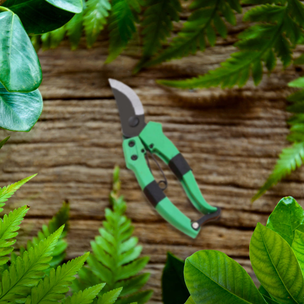garden secateurs